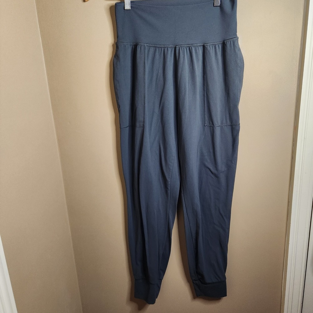 Athleta Salutation Jogger in Powervita Safe/Gray Womens S